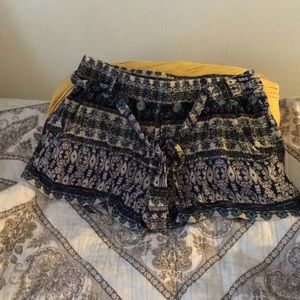Full Tilt printed shorts